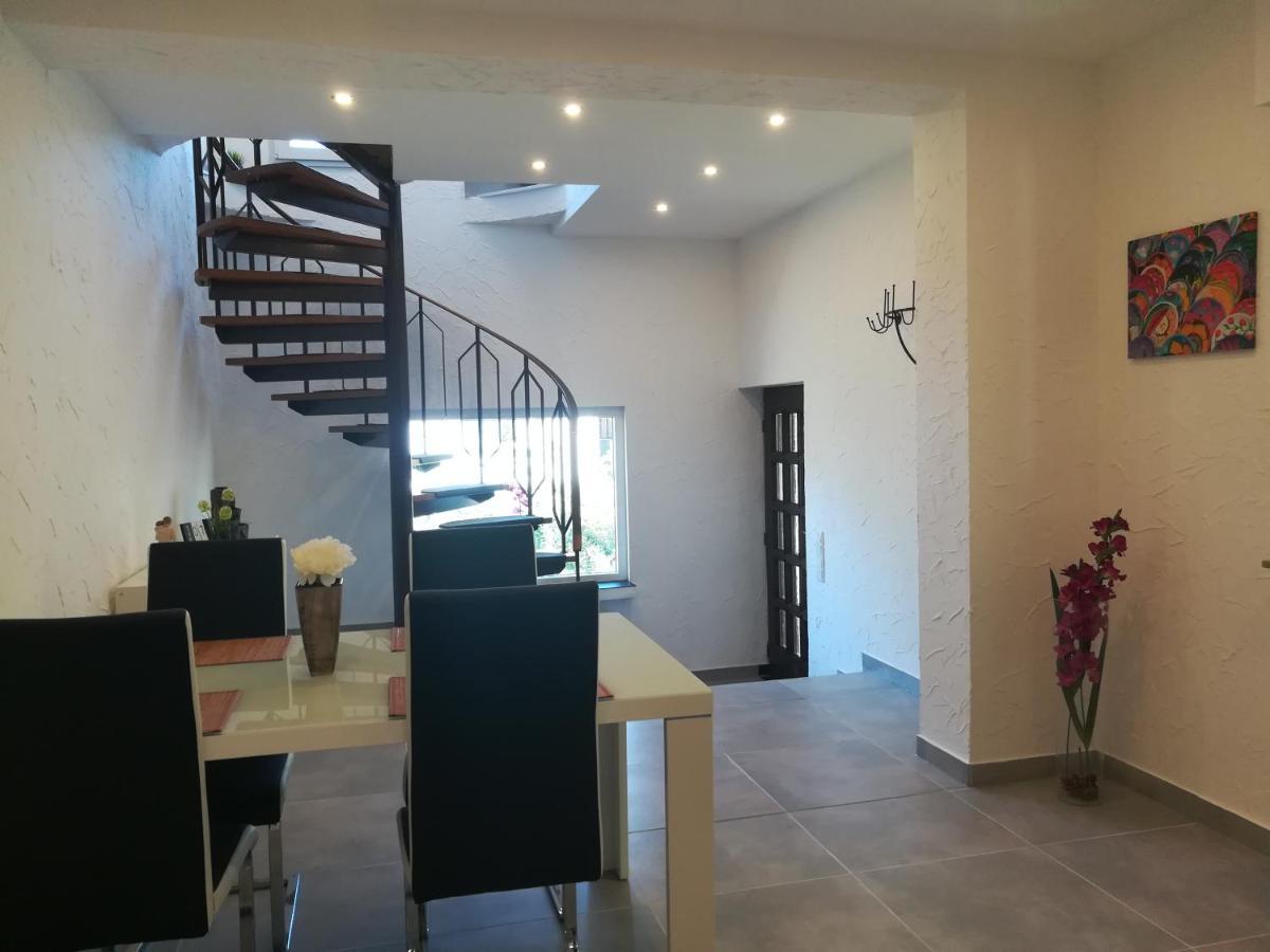 ארנסברג Ferienwohnung Am Wiedenberg מראה חיצוני תמונה
